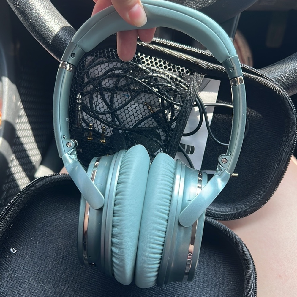 TIKTOK VIRAL Mint Green Headphones